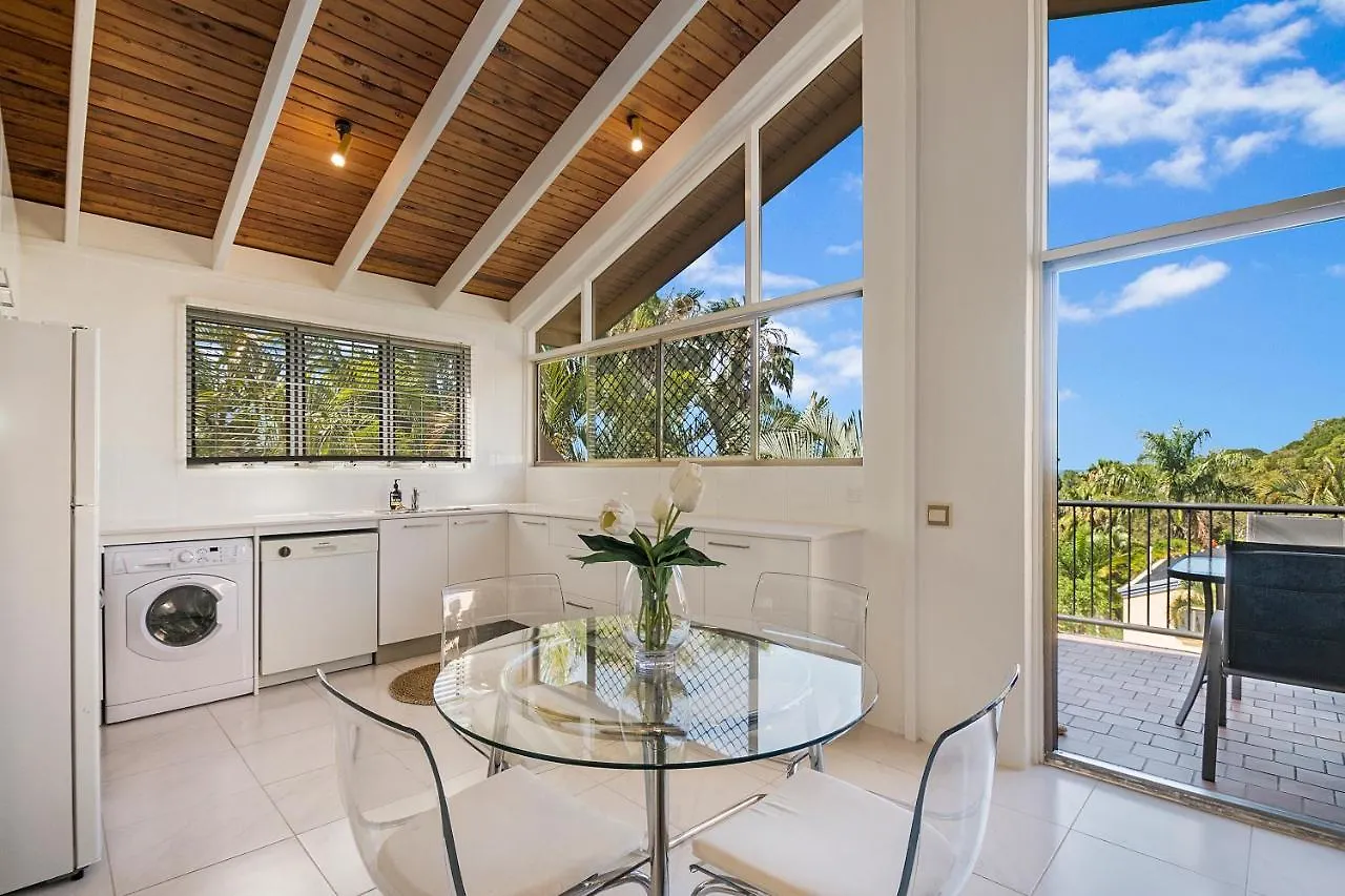 Descola 10 - Ocean Views Close To Noosa Main Beach 0*, ヌーサヘッズ